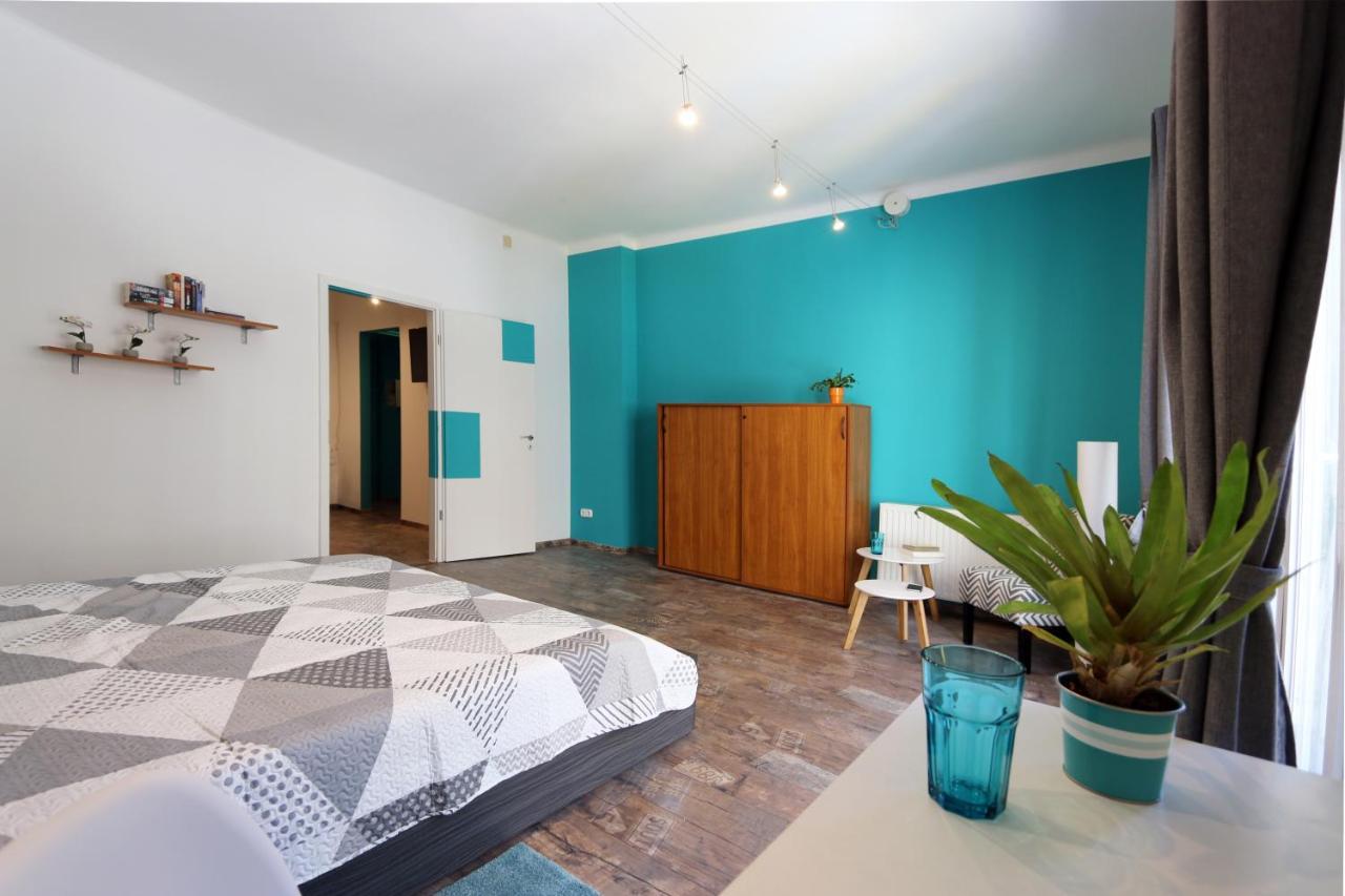 West End Apartment